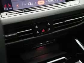 Volkswagen Golf (2024) thumbnail 18