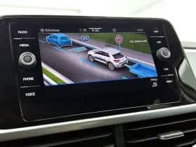 Volkswagen T-Roc (2023) thumbnail 12