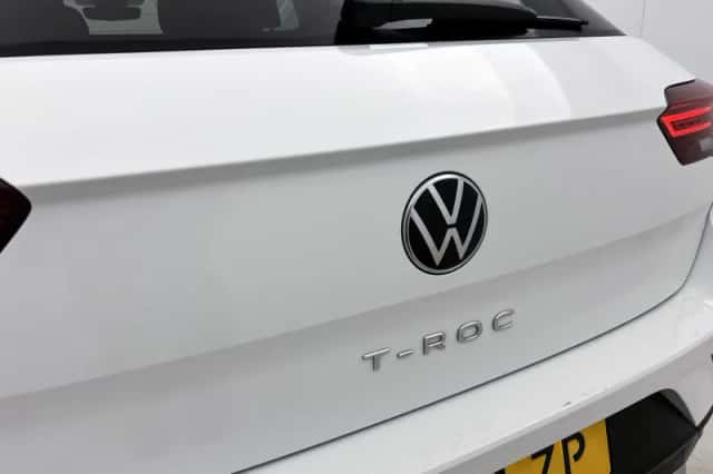 Volkswagen T-Roc (2023) thumbnail 29