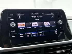 Volkswagen T-Roc (2023) thumbnail 10