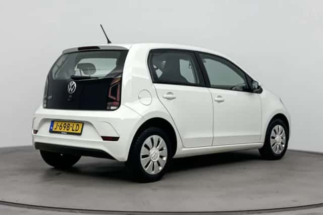 Volkswagen Up! (2020) thumbnail 4
