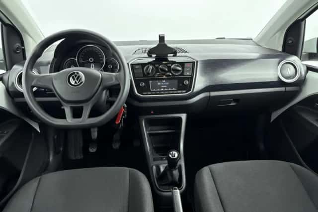Volkswagen Up! (2020) thumbnail 9