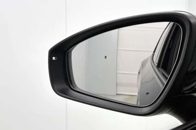 Volkswagen ID.4 (2026) thumbnail 21