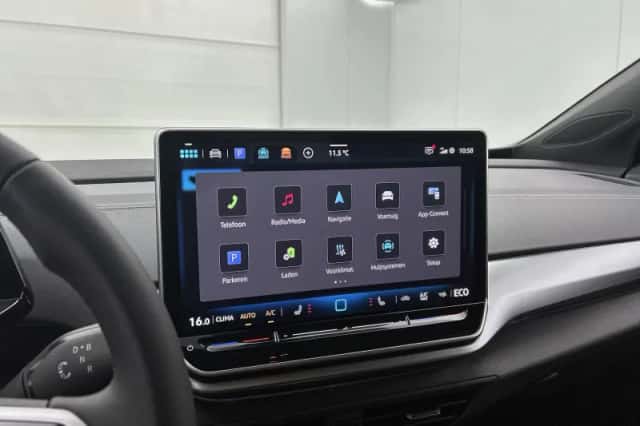 Volkswagen ID.4 (2026) thumbnail 6