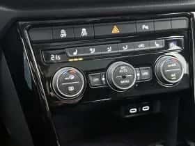 Volkswagen T-Roc (2020) thumbnail 27