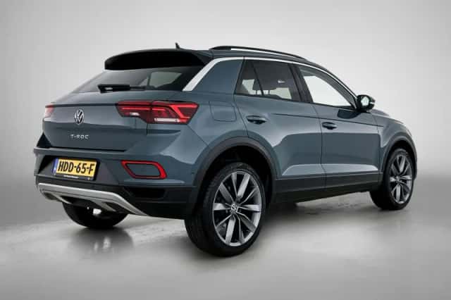 Volkswagen T-Roc (2025) thumbnail 4