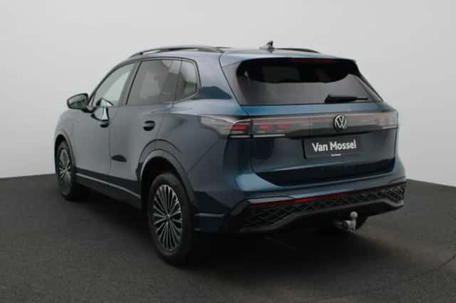 Volkswagen Tiguan (2025) thumbnail 2