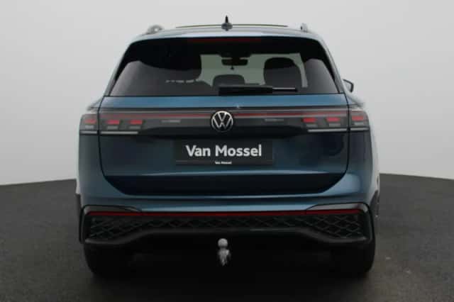 Volkswagen Tiguan (2025) thumbnail 5