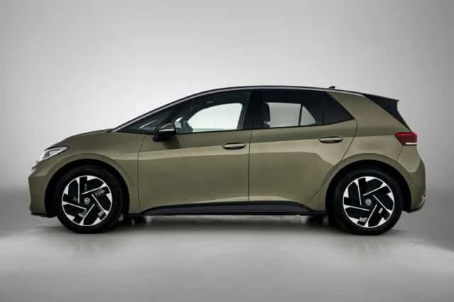 Volkswagen ID.3 (2024) thumbnail 2