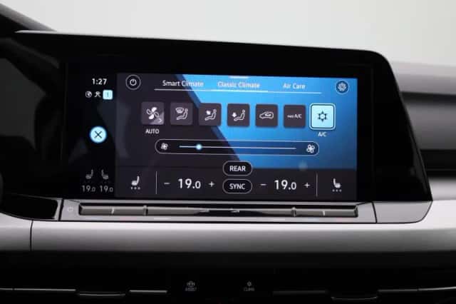 Volkswagen Golf (2021) thumbnail 17