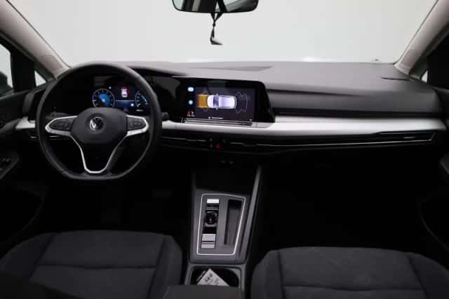 Volkswagen Golf (2021) thumbnail 35