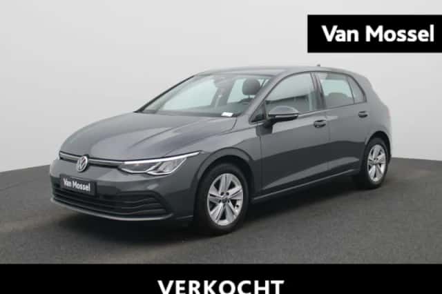 Volkswagen Golf (2021) thumbnail 1