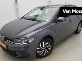 Volkswagen Polo (2022) thumbnail 1
