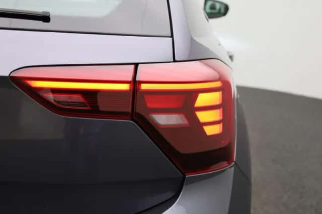 Volkswagen Polo (2022) thumbnail 32