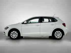 Volkswagen Polo (2021) thumbnail 2