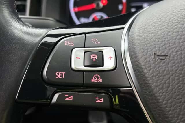 Volkswagen Polo (2021) thumbnail 6