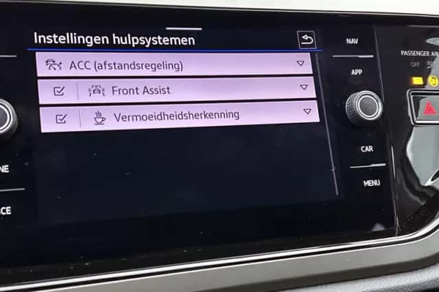 Volkswagen Polo (2021) thumbnail 9