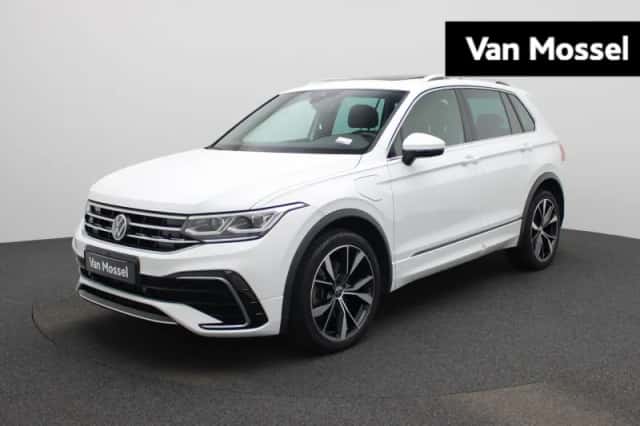 Volkswagen Tiguan (2022) thumbnail 1