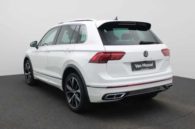 Volkswagen Tiguan (2022) thumbnail 2