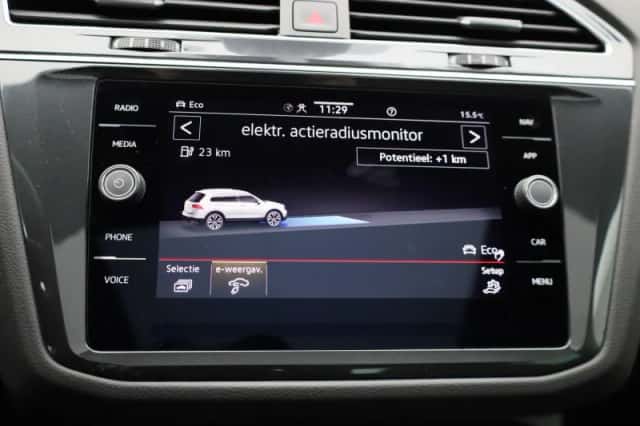 Volkswagen Tiguan (2022) thumbnail 32