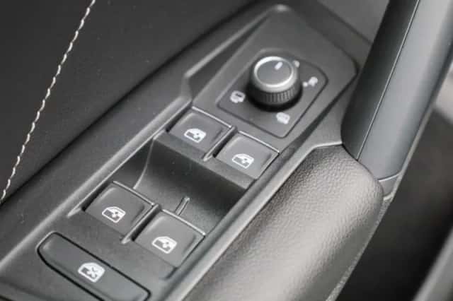 Volkswagen Tiguan (2022) thumbnail 46