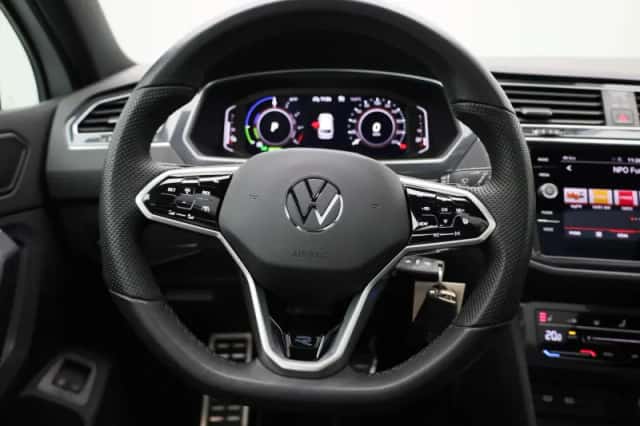 Volkswagen Tiguan (2022) thumbnail 7