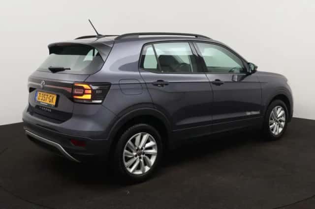 Volkswagen T-Cross (2024) thumbnail 4