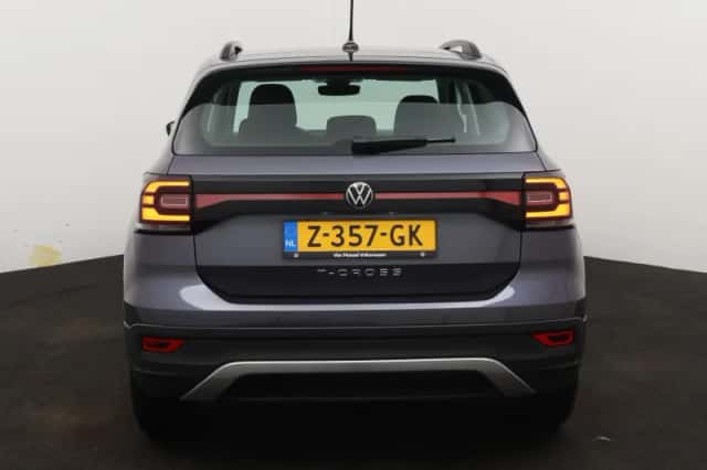 Volkswagen T-Cross (2024) thumbnail 3