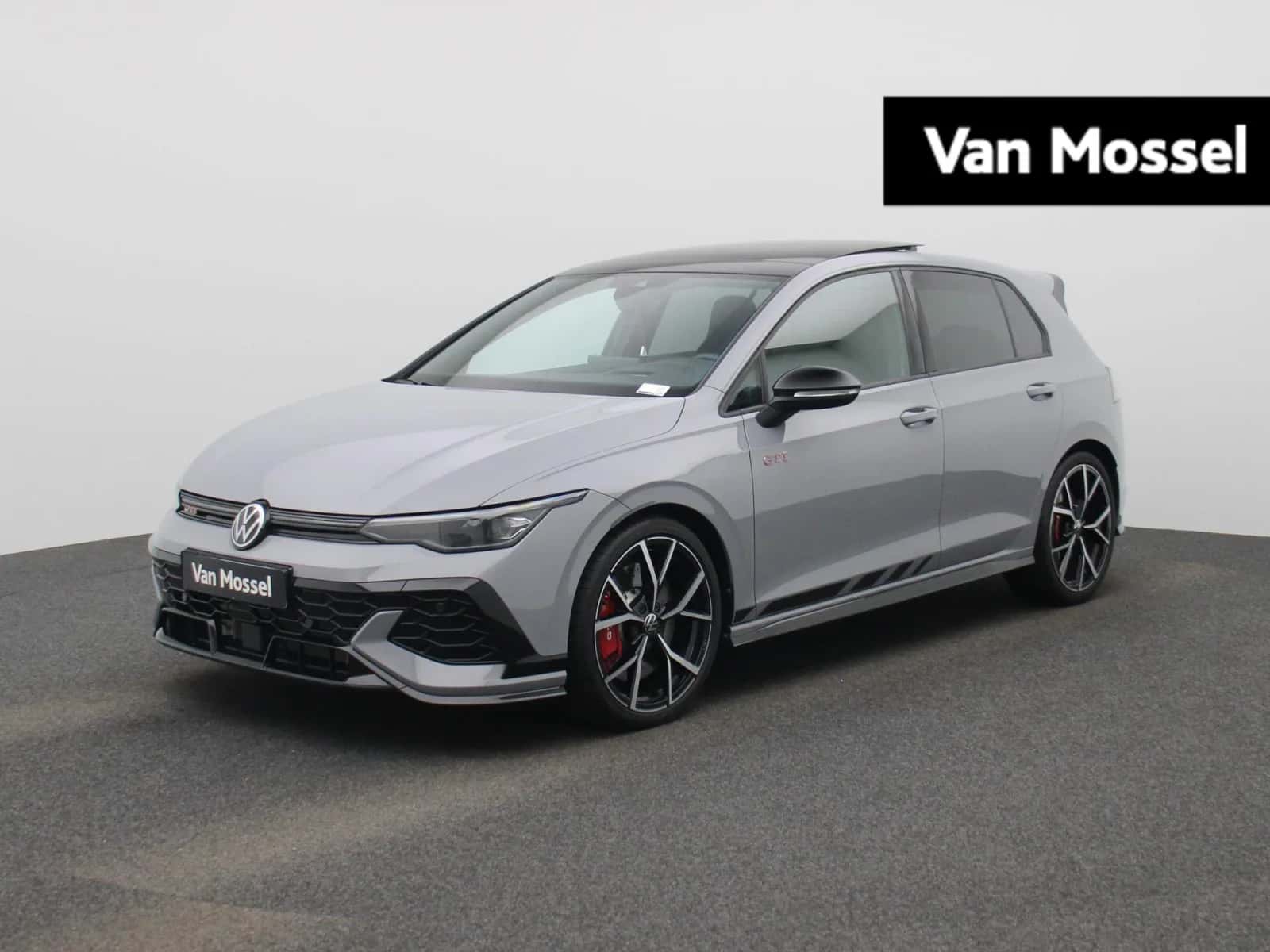Volkswagen Golf (2025) — foto 1