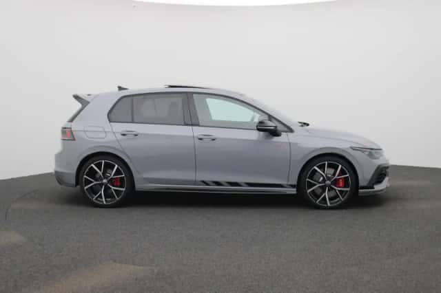 Volkswagen Golf (2025) thumbnail 6