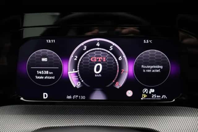 Volkswagen Golf (2025) thumbnail 8