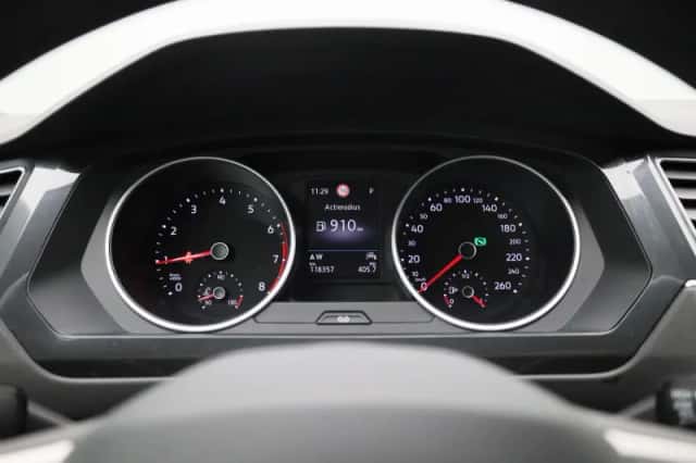 Volkswagen Tiguan (2022) thumbnail 15