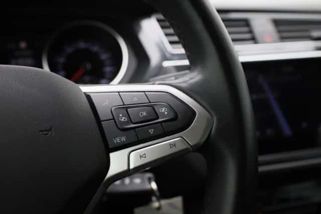 Volkswagen Tiguan (2022) thumbnail 22