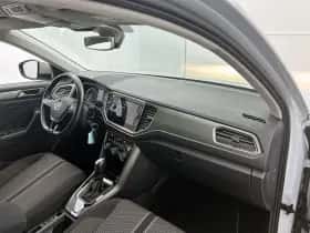 Volkswagen T-Roc (2020) thumbnail 21