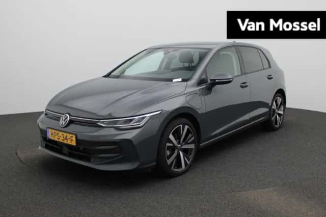 Volkswagen Golf (2025) thumbnail 1