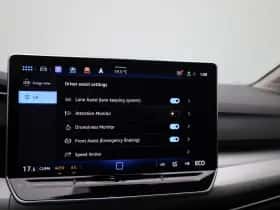 Volkswagen Golf (2025) thumbnail 21