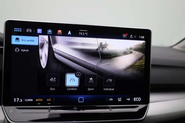 Volkswagen Golf (2025) thumbnail 22