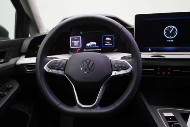 Volkswagen Golf (2025) thumbnail 7