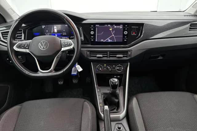 Volkswagen Polo (2023) thumbnail 24