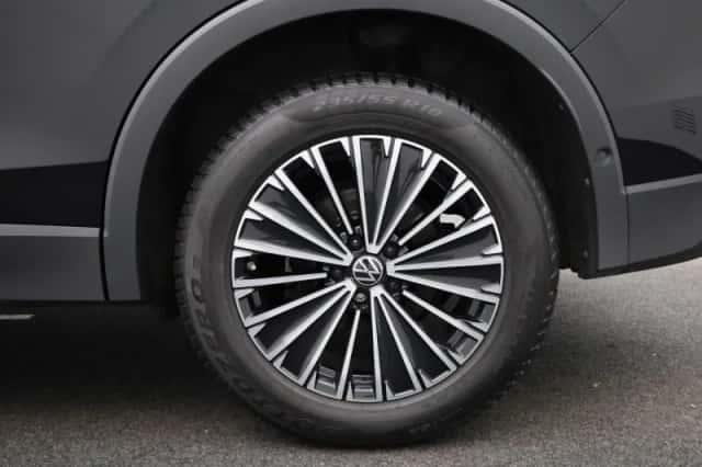 Volkswagen Tiguan (2024) thumbnail 13