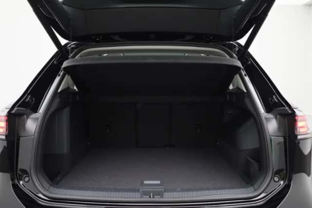 Volkswagen Tiguan (2024) thumbnail 14