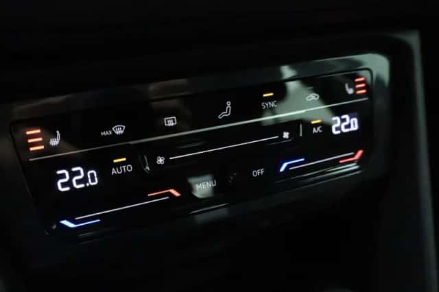 Volkswagen Tiguan (2022) thumbnail 22