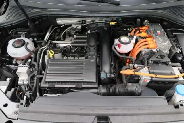 Volkswagen Tiguan (2022) thumbnail 36