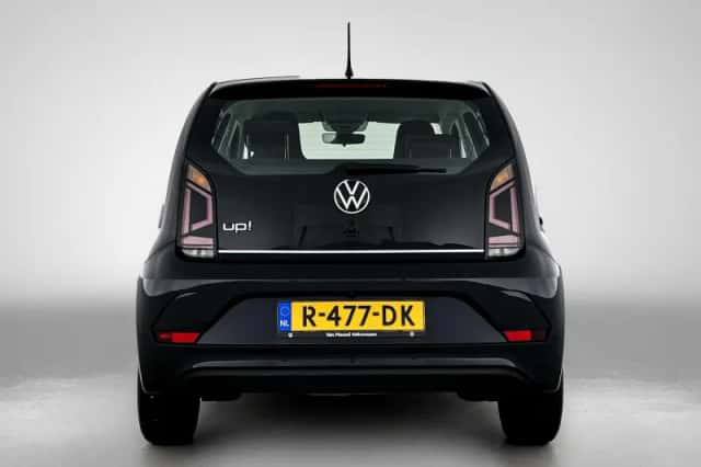 Volkswagen Up! (2022) thumbnail 3