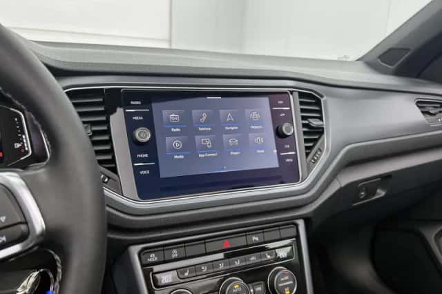 Volkswagen T-Roc (2020) thumbnail 7