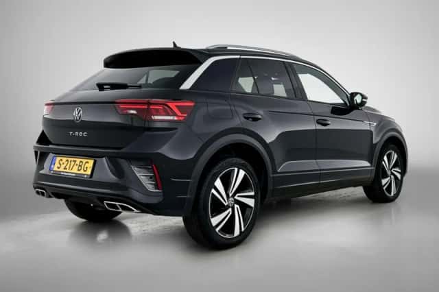 Volkswagen T-Roc (2023) thumbnail 4