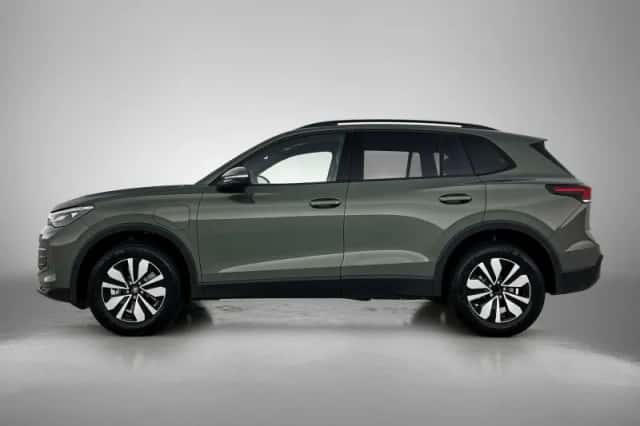 Volkswagen Tiguan (2026) thumbnail 2