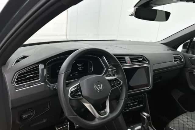 Volkswagen Tiguan (2021) thumbnail 18