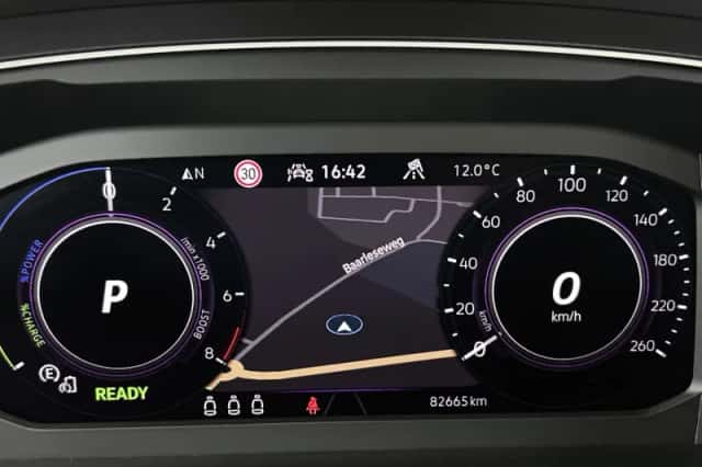 Volkswagen Tiguan (2021) thumbnail 19