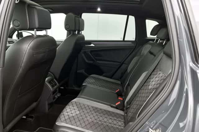 Volkswagen Tiguan (2021) thumbnail 27